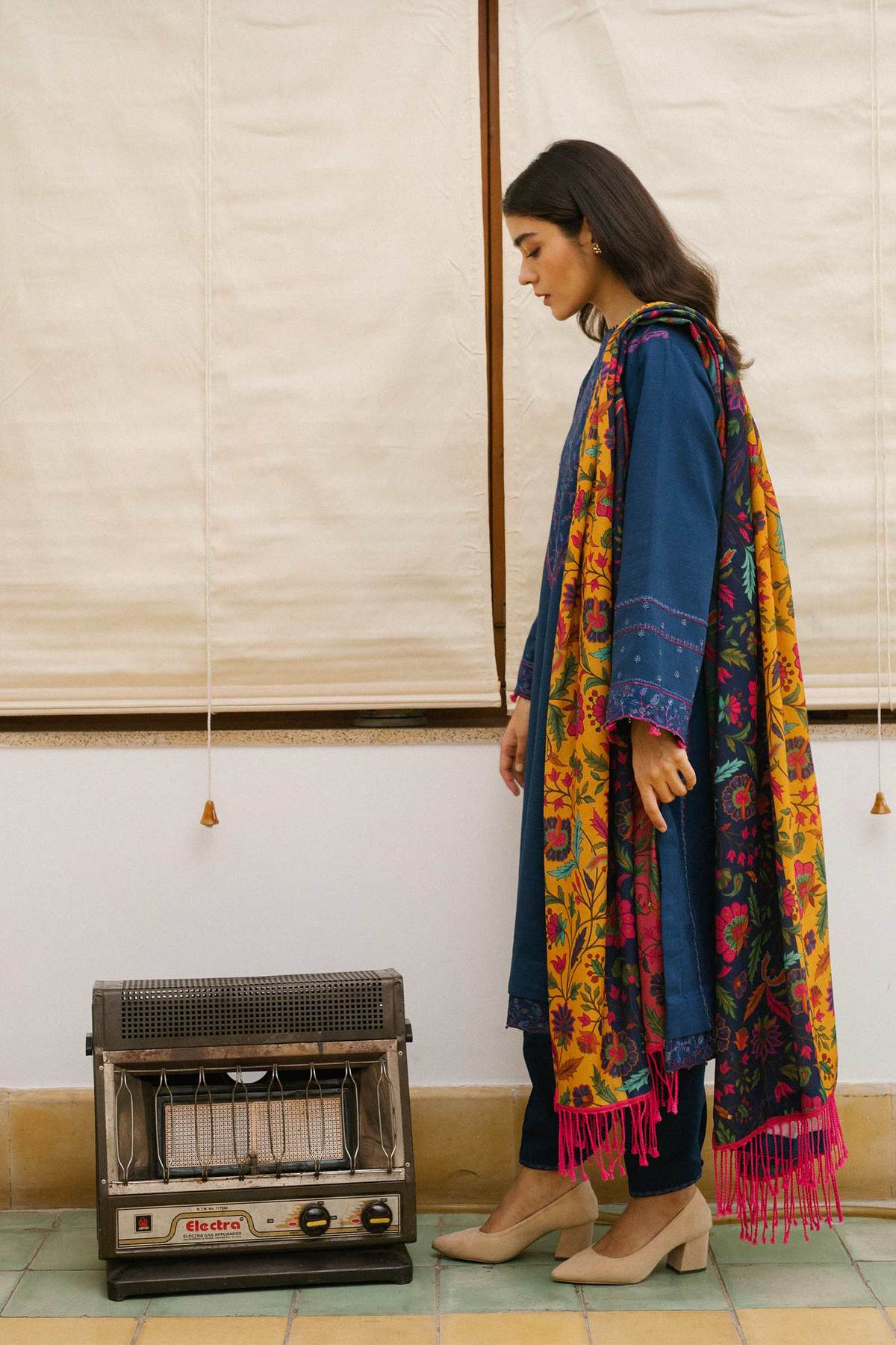 ZW21-8B | Zara Shahjahan Coco Winter 2021 Collection | Unstitched Embroidered Light Khaddar Suits