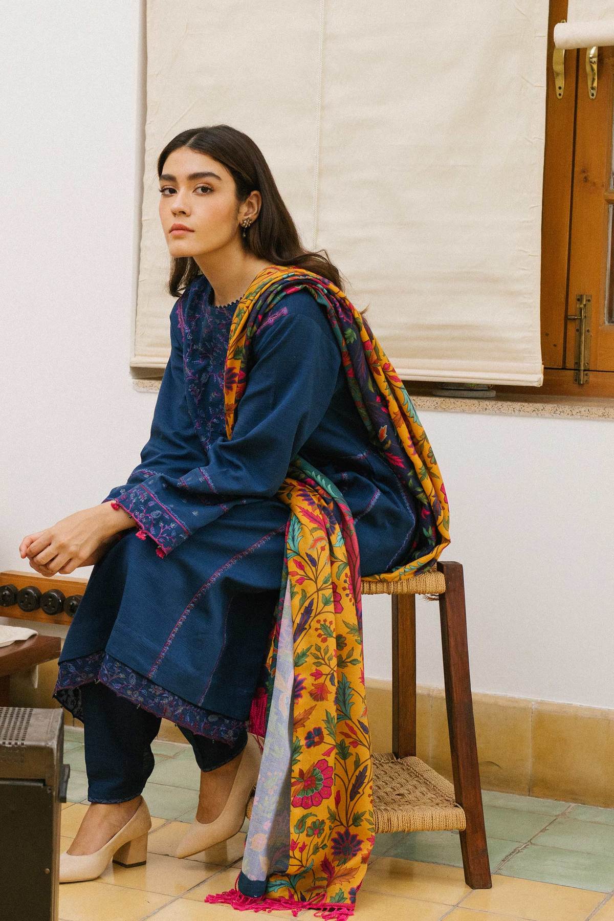 ZW21-8B | Zara Shahjahan Coco Winter 2021 Collection | Unstitched Embroidered Light Khaddar Suits
