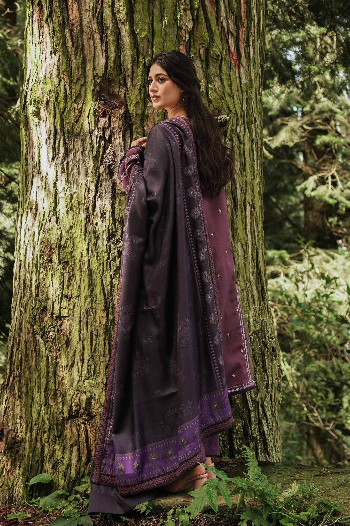 ZW22-2B | Zara Shahjahan Coco Winter Collection 2022 | Unstitched Embroidered Khaddar Linen Suits