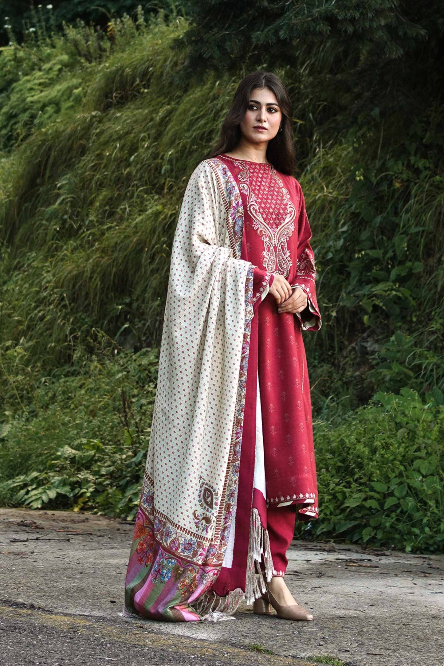 ZW22-3B | Zara Shahjahan Coco Winter Collection 2022 | Unstitched Embroidered Khaddar Linen Suits
