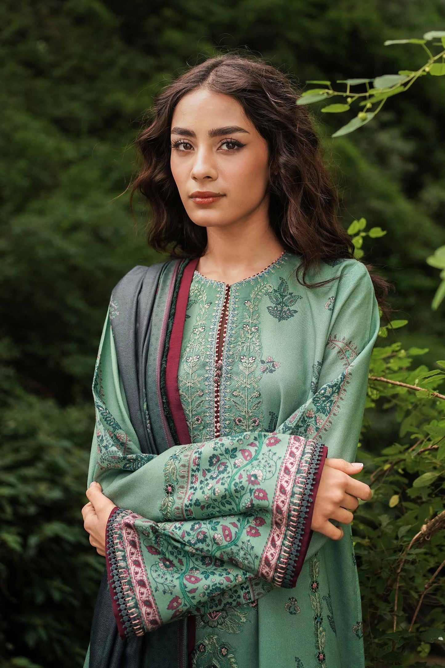 ZW22-4A | Zara Shahjahan Coco Winter Collection 2022 | Unstitched Embroidered Khaddar Linen Suits