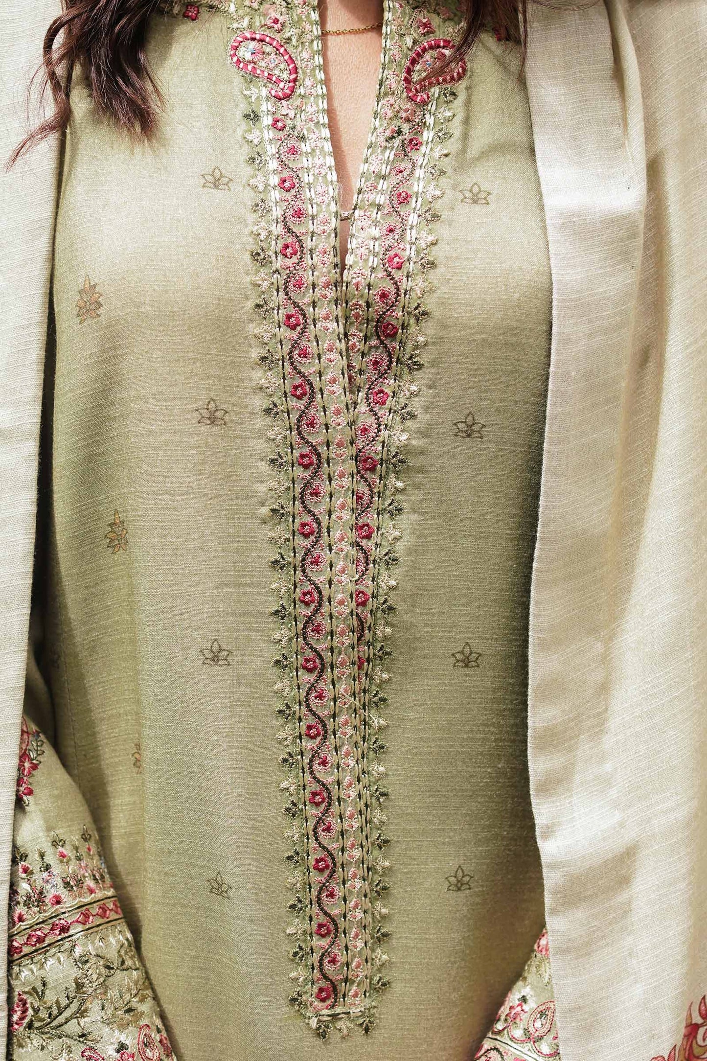ZW22-6B | Zara Shahjahan Coco Winter Collection 2022 | Unstitched Embroidered Khaddar Linen Suits