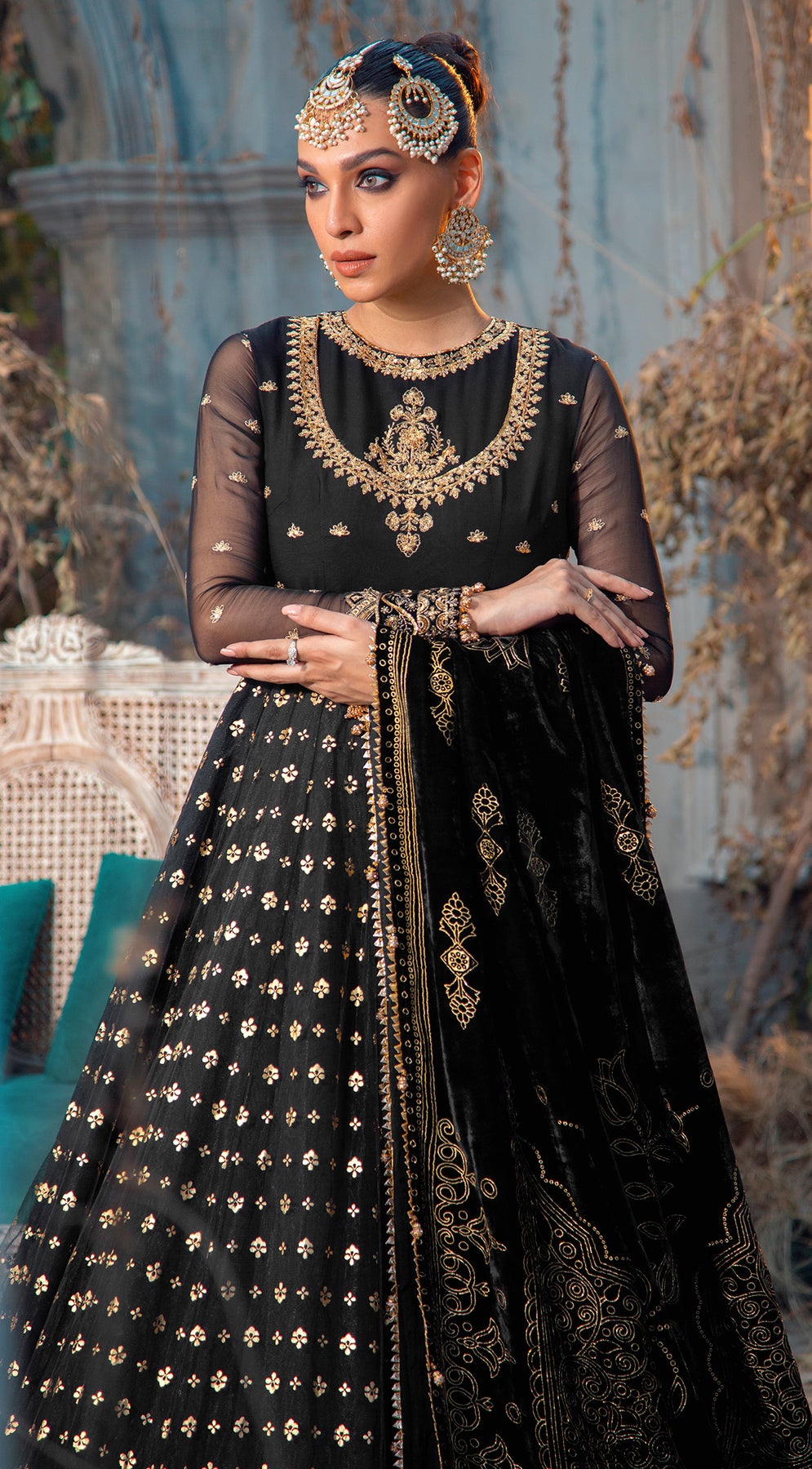 ESMERALDA VL 121-06 |  Anaya by Kiran Chaudhry Velour De Fete '21 | Unstitched Embroidered Velvet Suits