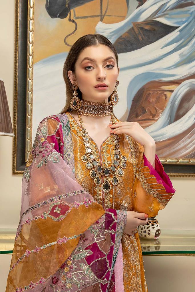 DD-05 | Charizma Diamond Dust Luxury Collection Vol 2 | Unstitched Embroidered Organza Suit