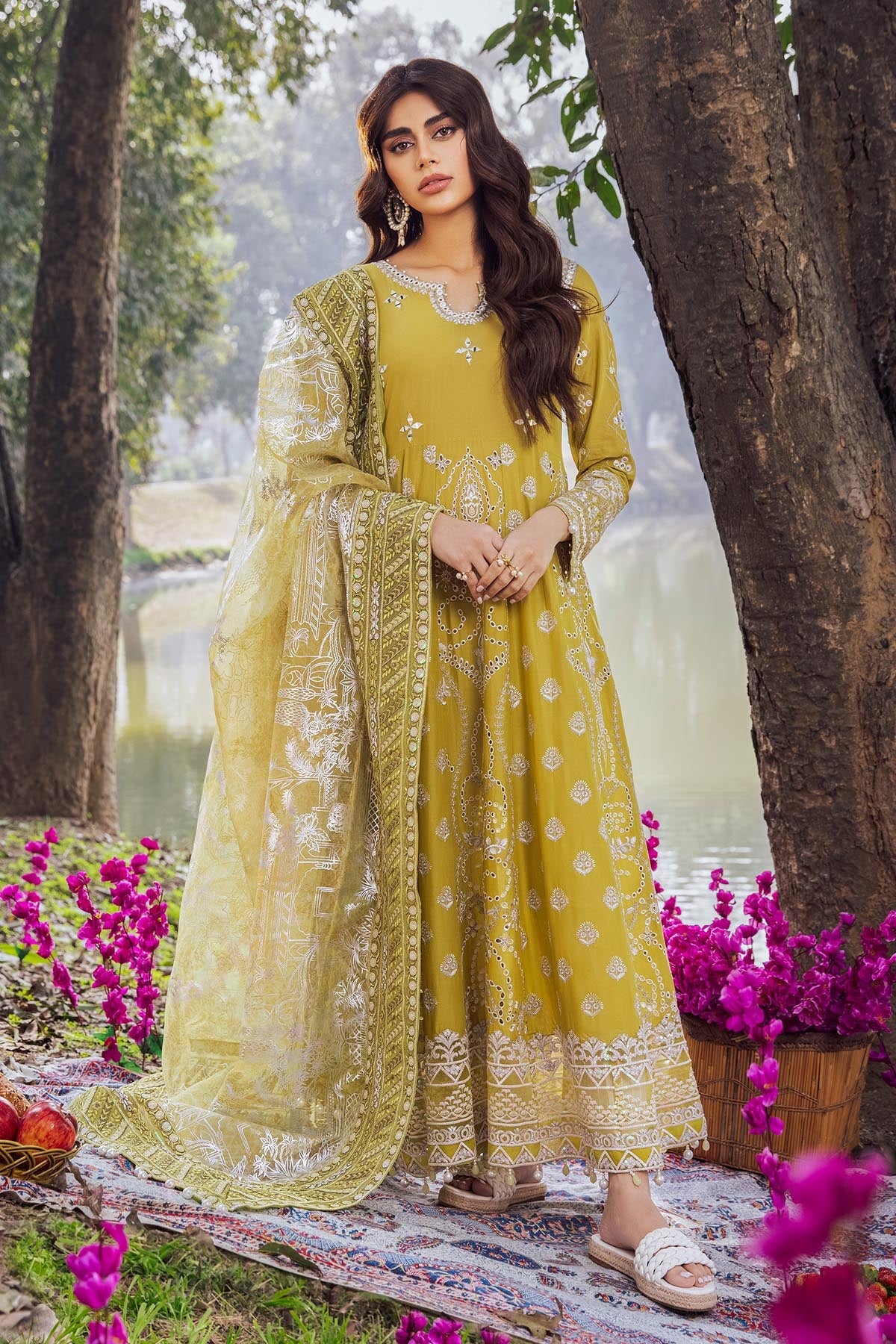GOLDEN HOUR  NI-27 | Nureh Blooming Summers Exclusive  Luxury Lawn Collection 2022 | Unstitched Embroidered Lawn Suits