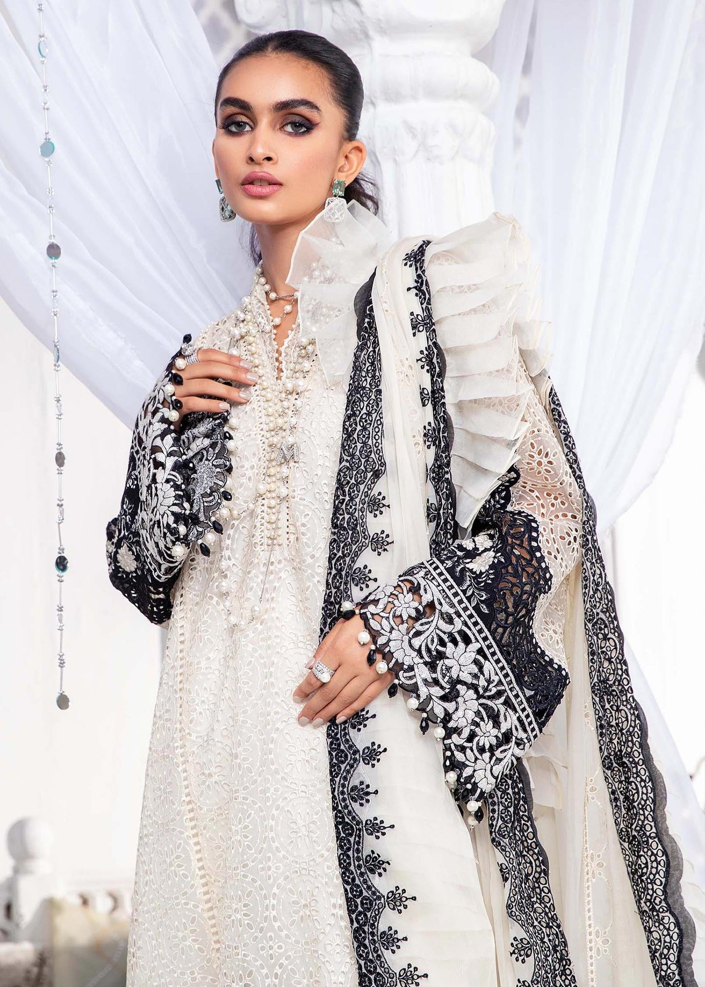 EL-22-05-Off White and Black | Maria.B. Lawn Eid Collection 2022 | Unstitched Embroidered Lawn Suit