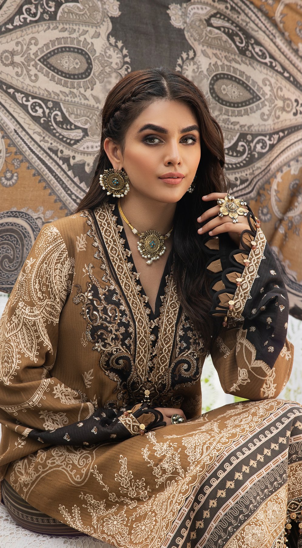 SHAHBANO VLP21-02 | Anaya Pardesi VIVA Winter Collection 2021 | Unstitched Embroidered Dobby Linen Suits