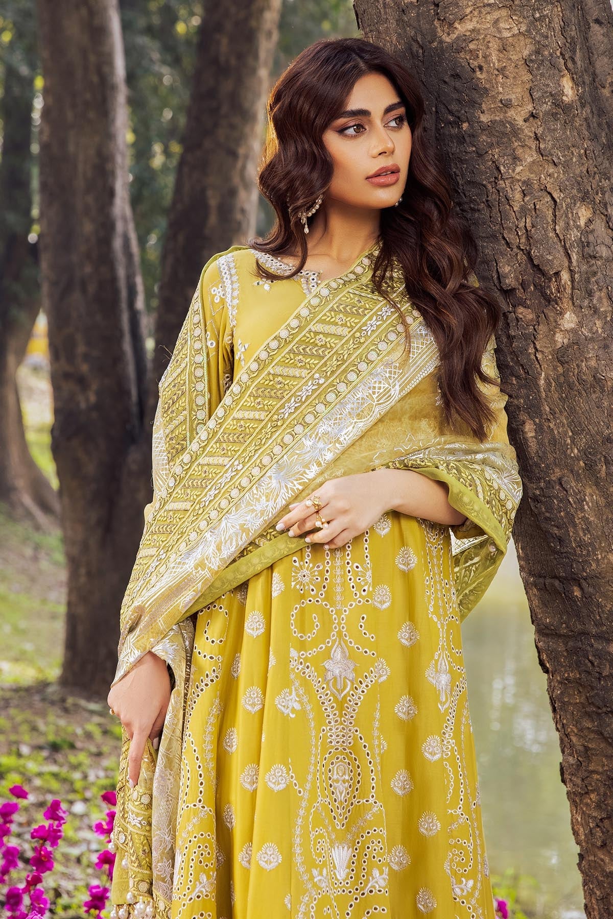 GOLDEN HOUR  NI-27 | Nureh Blooming Summers Exclusive  Luxury Lawn Collection 2022 | Unstitched Embroidered Lawn Suits