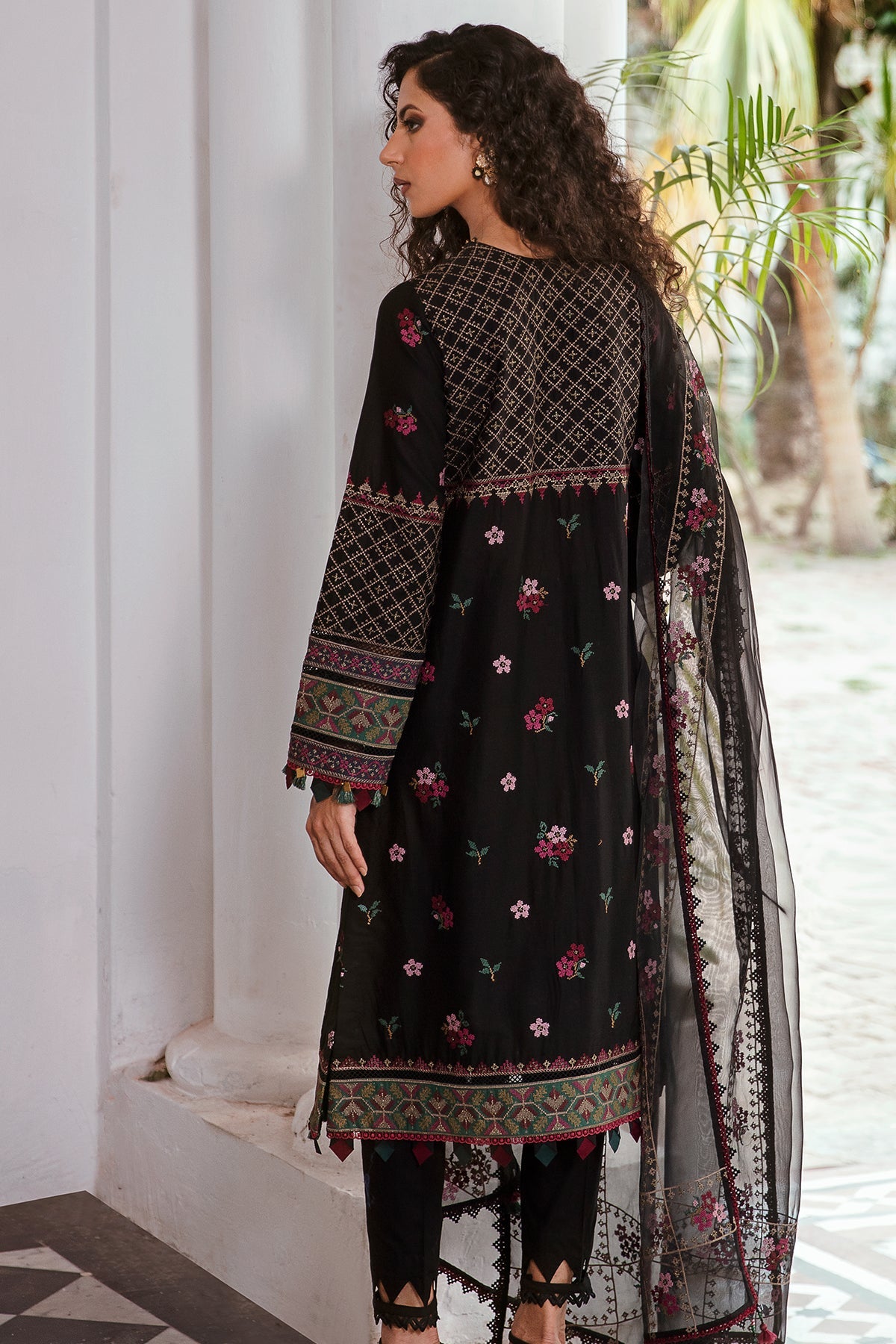 Florin B  |  Jazmin Iris Eid Lawn SS 2023