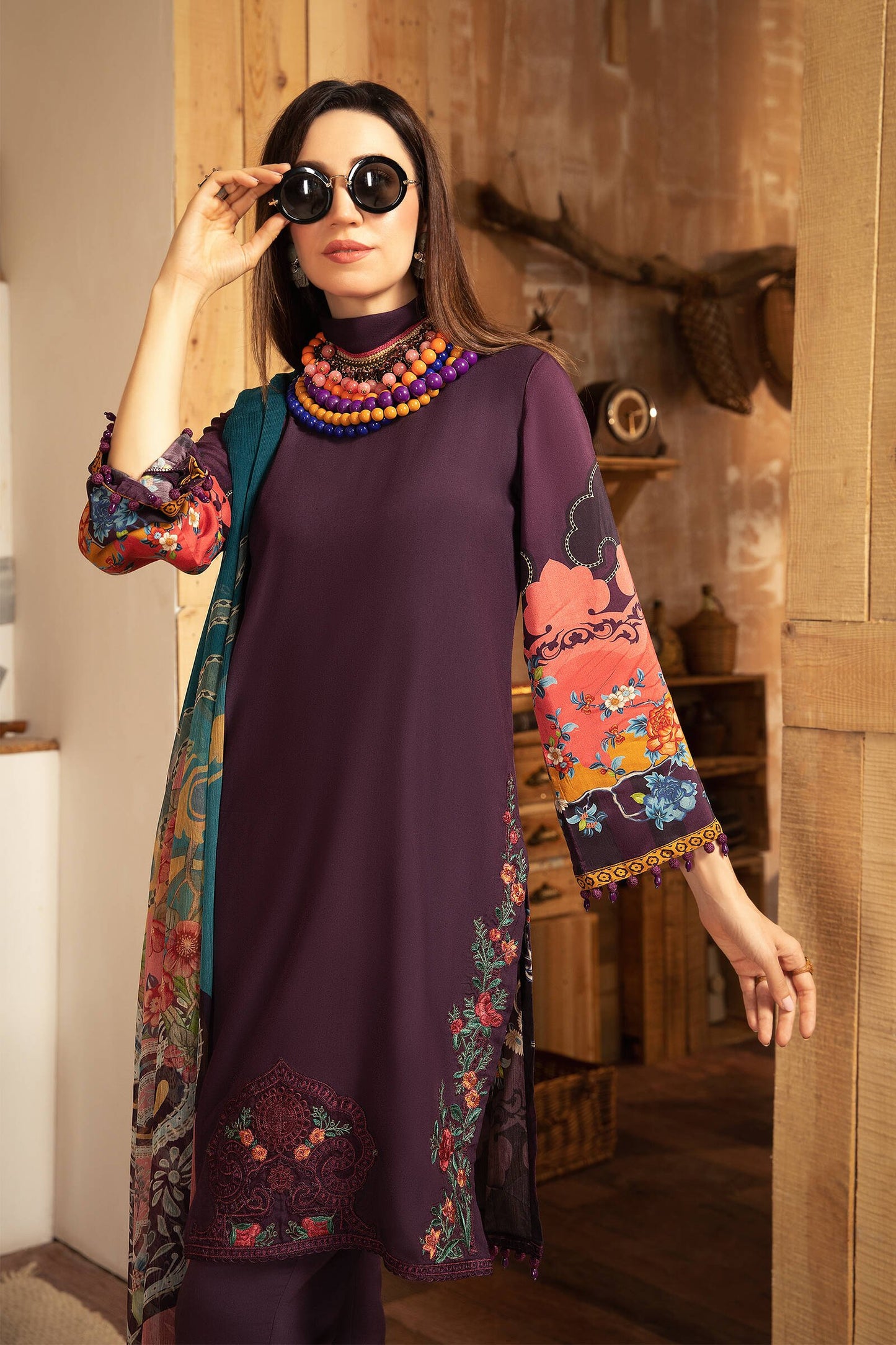 MPT 1213 B | Maria B MPrints Winter Collection 2021 | Unstitched Embroidered Karandi Suits