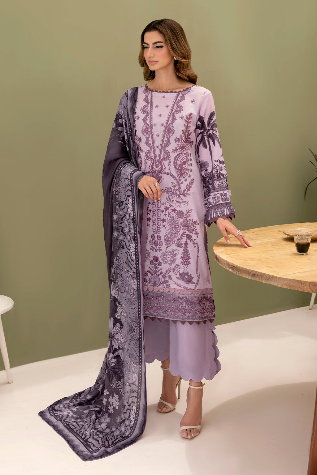 Y-706 |  Ramsha Riwayat Luxury Lawn Vol 7 Collection | Unstitched Lawn Embroidered Suits