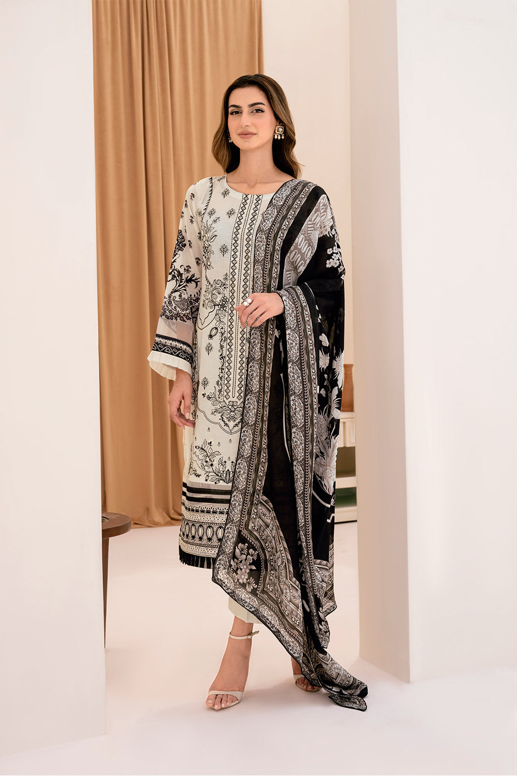Y-704 |  Ramsha Riwayat Luxury Lawn Vol 7 Collection | Unstitched Lawn Embroidered Suits
