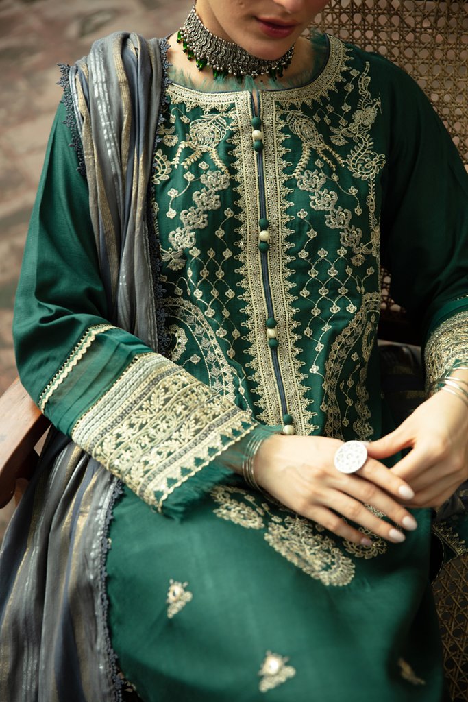 NW-04 | Qalamkar Qline Linen Winter Collection 2021 | Unstitched Embroidered Organza Suits