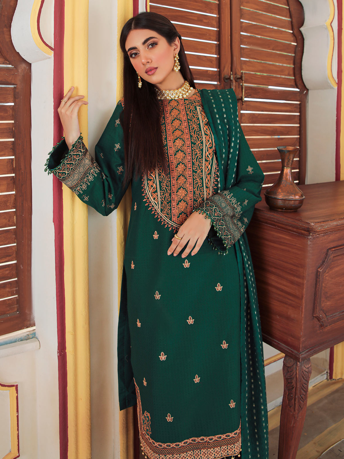 Nissa Festive By RajBari '22  D#01 | Unstitched Embroidered Jacquard Suit