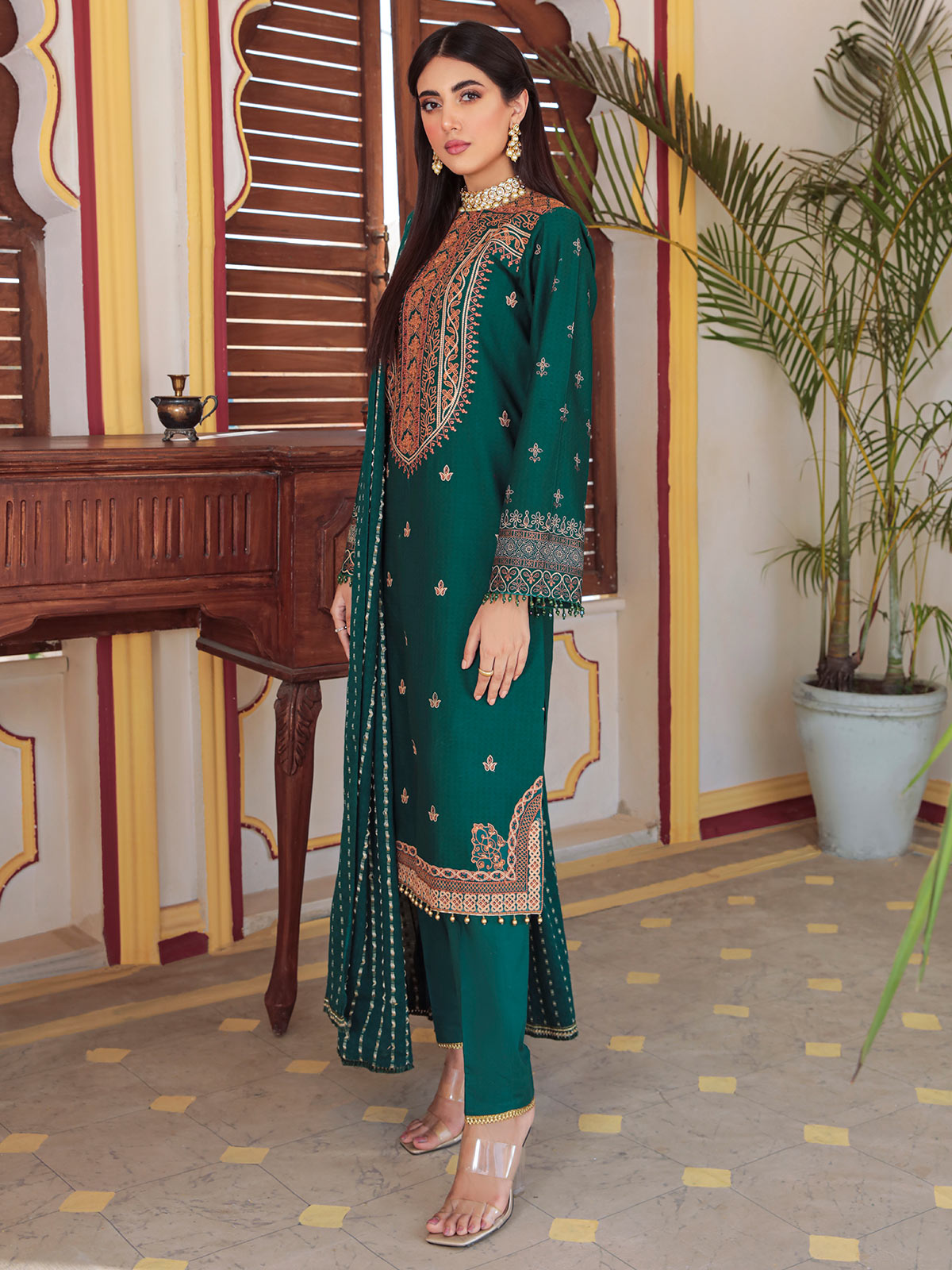 Nissa Festive By RajBari '22  D#01 | Unstitched Embroidered Jacquard Suit