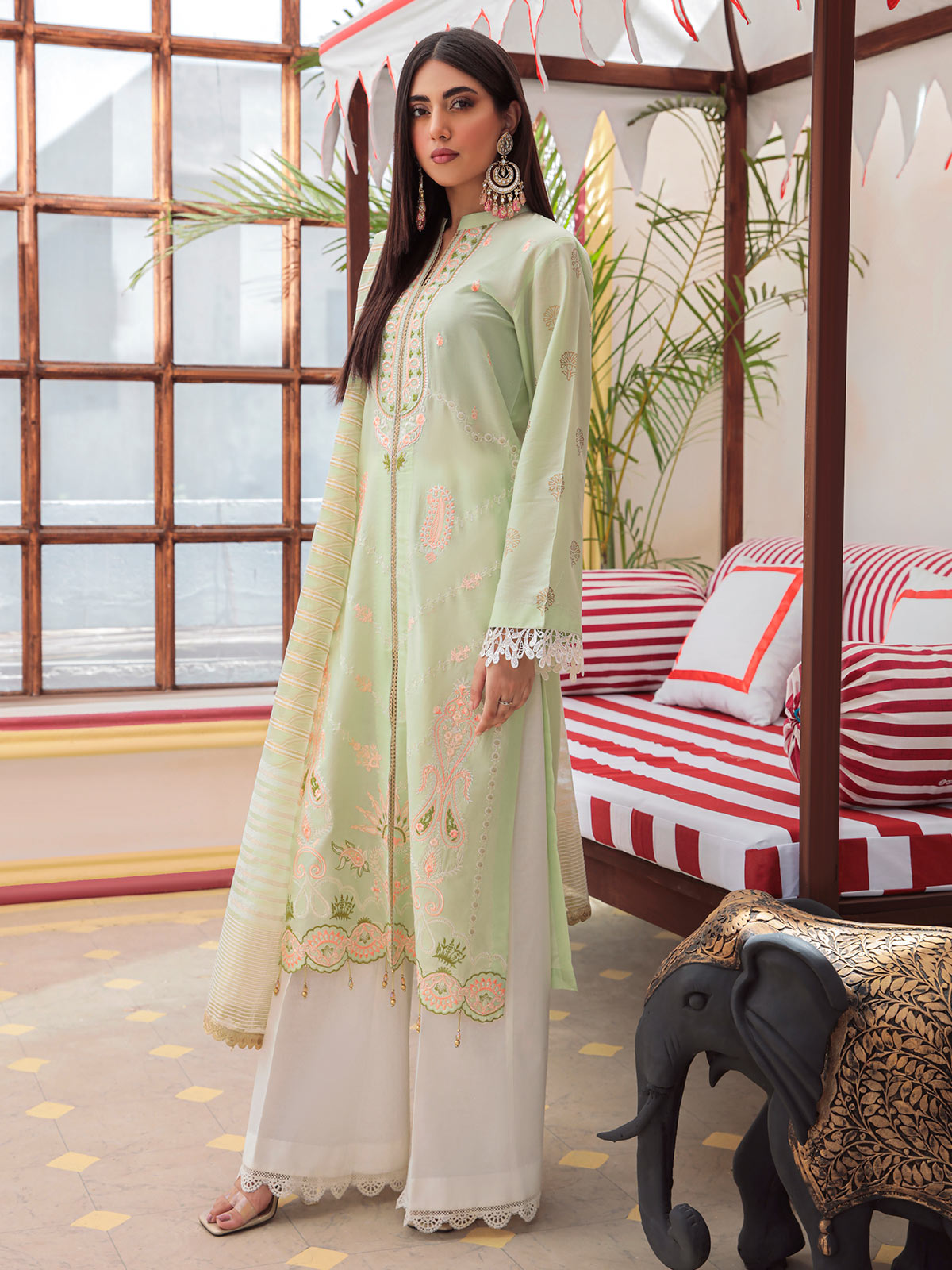 Nissa Festive By RajBari '22  D#05 | Unstitched Embroidered Jacquard Suit