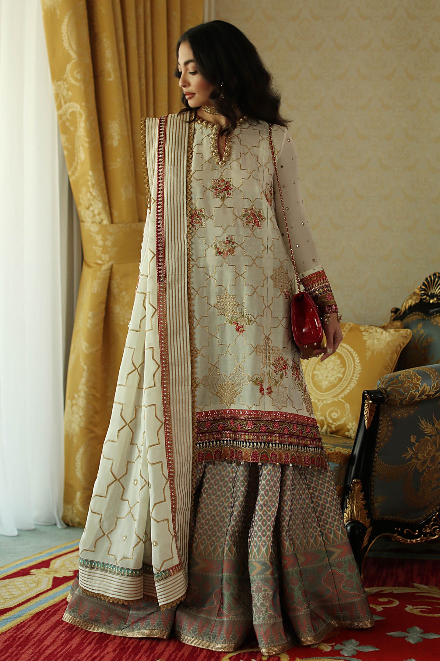 EL22-15 B (NADINE)  | Elan Lawn 2022 | Unstitched Embroidered Lawn Suit