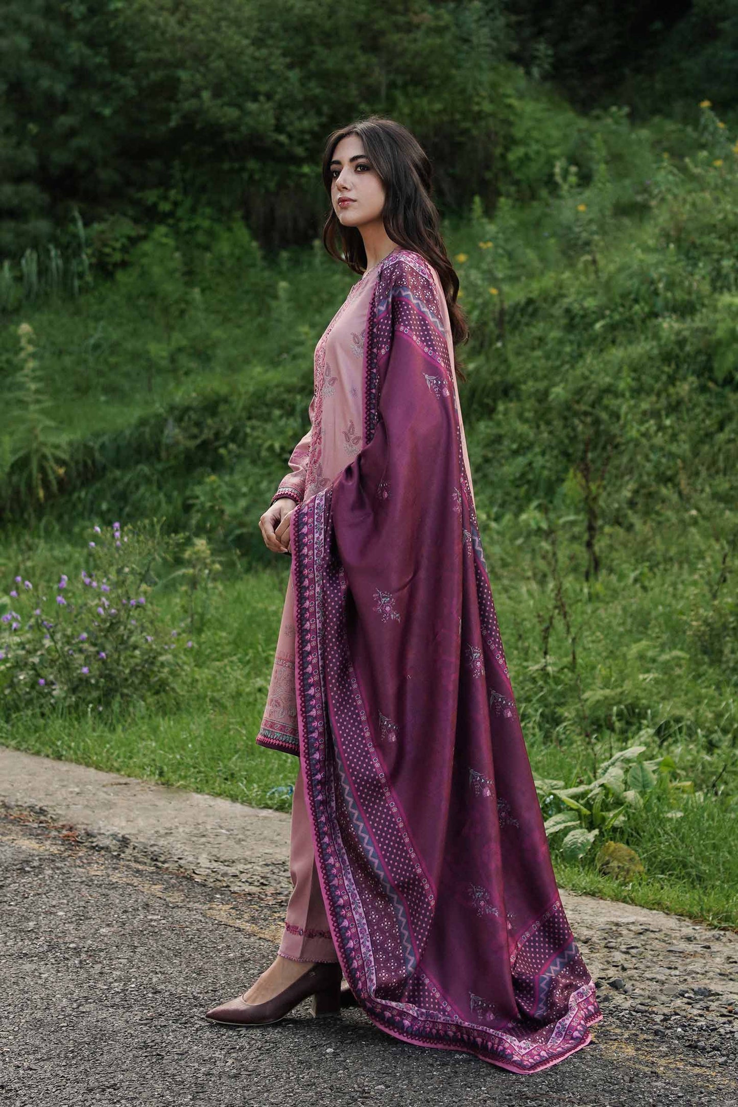 ZW22-4B | Zara Shahjahan Coco Winter Collection 2022 | Unstitched Embroidered Khaddar Linen  Suits
