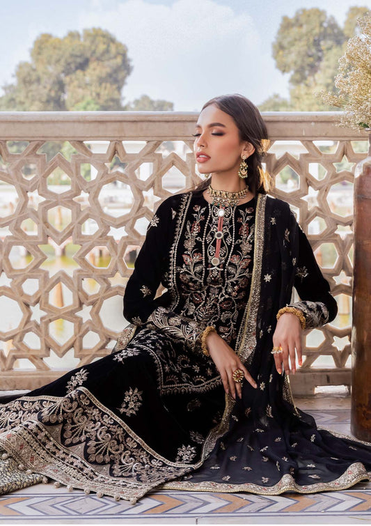 BAAGH - LOOK 02 | AIK Atelier Baagh Unstitched Velvet Winter Collection 2022 | Unstitched Embroidered Velvet Suits